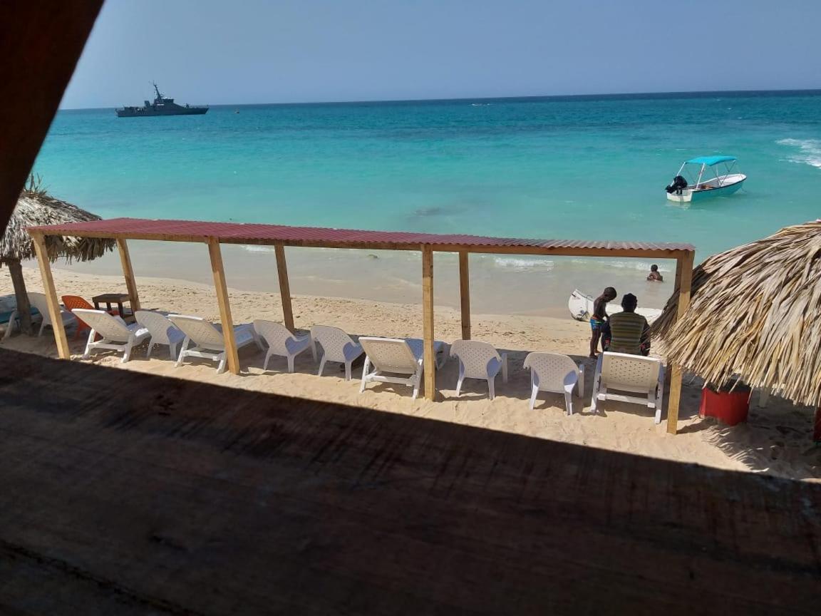 Baru Express Hotel Playa Blanca Bagian luar foto
